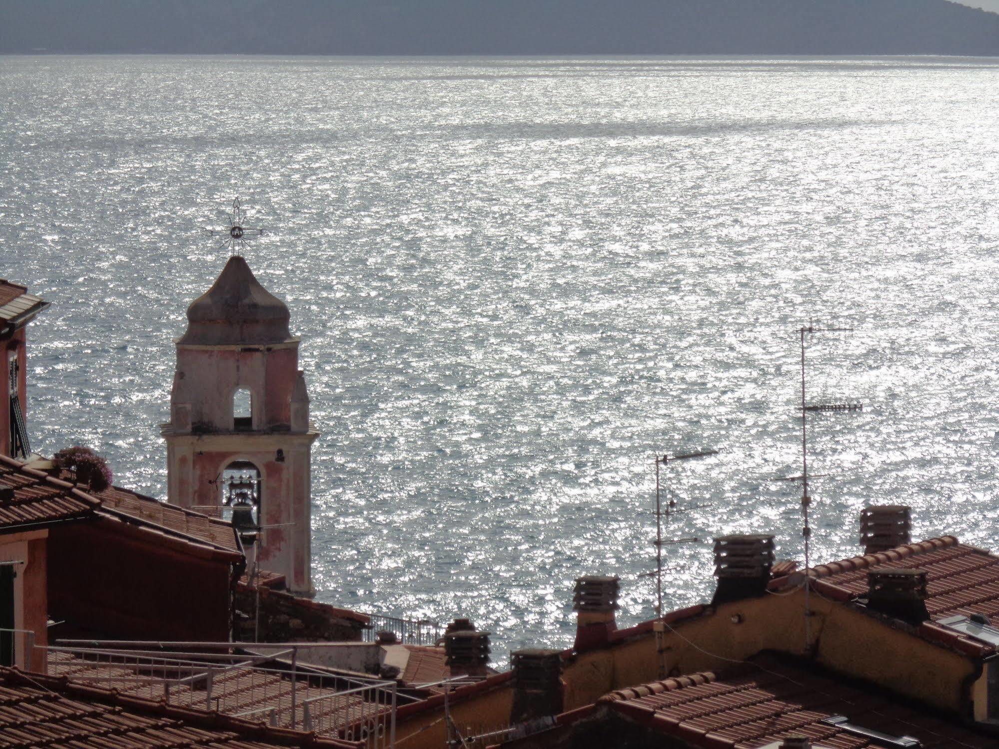 Albergo Delle Ondine Tellaro Exterior photo